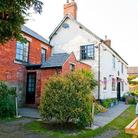 The Spotted Cow Hotel Belper Ngoại thất bức ảnh